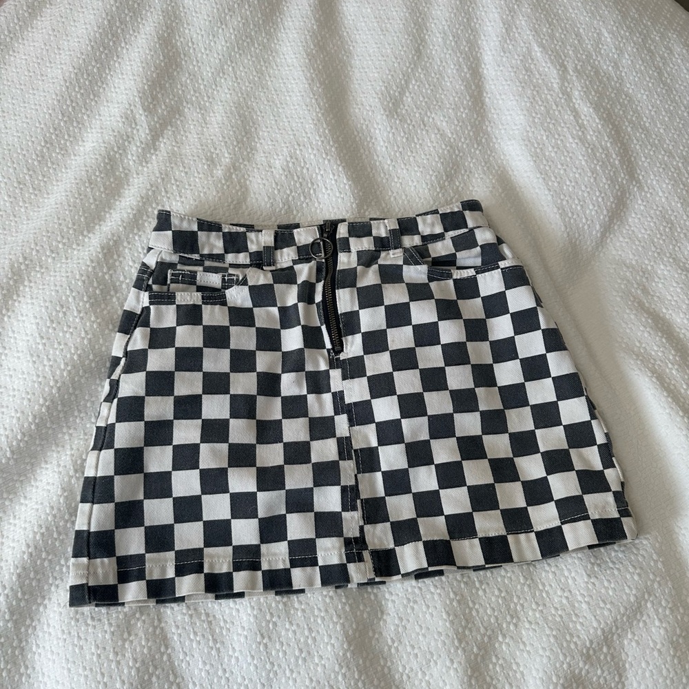 BDG URBAN OUTFITTERS Checkered Black and White Mini Skirt